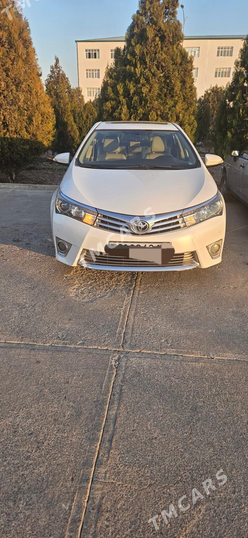 Toyota Corolla 2014 - 240 000 TMT - Ак-Бугдайский этрап - img 2