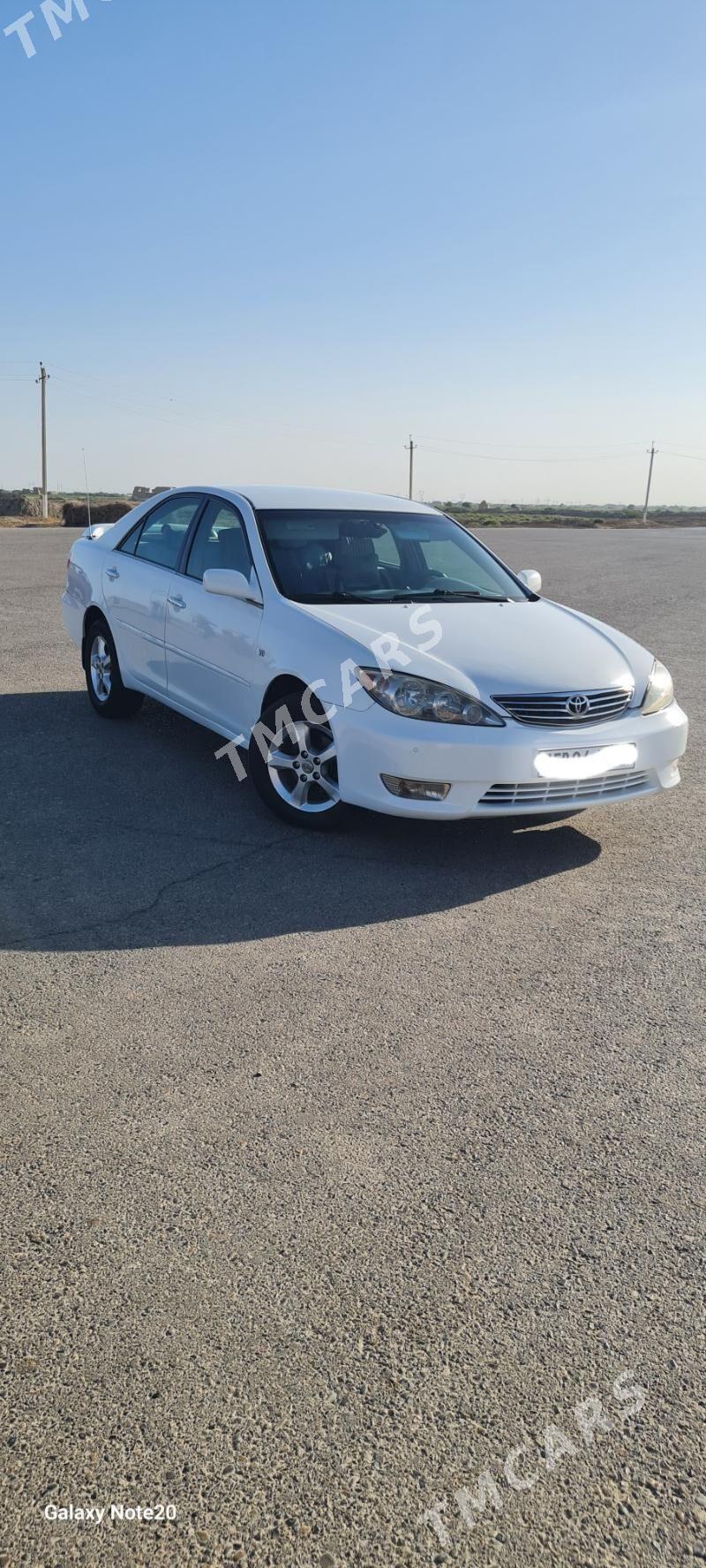 Toyota Camry 2005 - 150 000 TMT - Mary - img 5