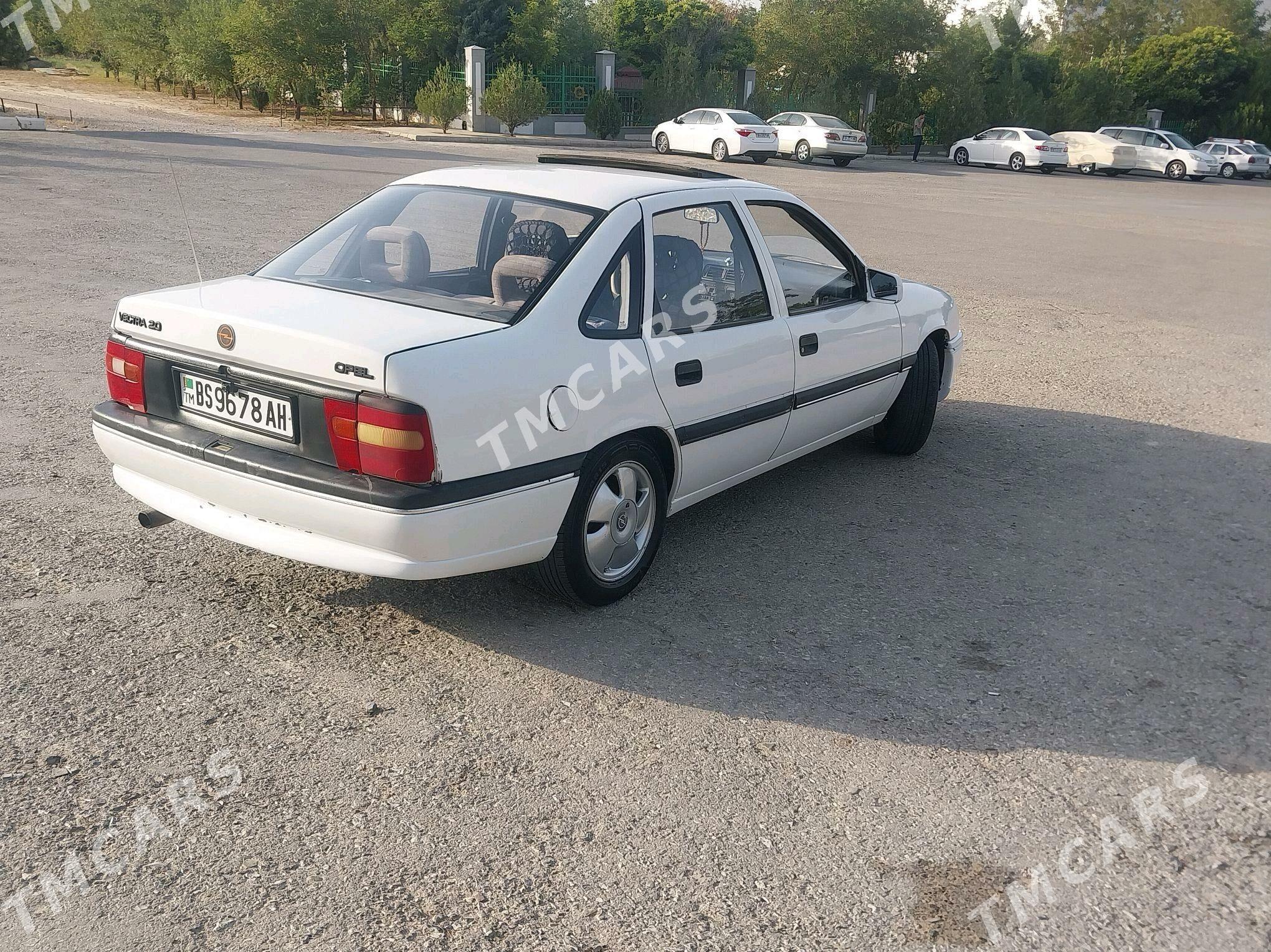 Opel Vectra 1992 - 42 000 TMT - Бахарден - img 2