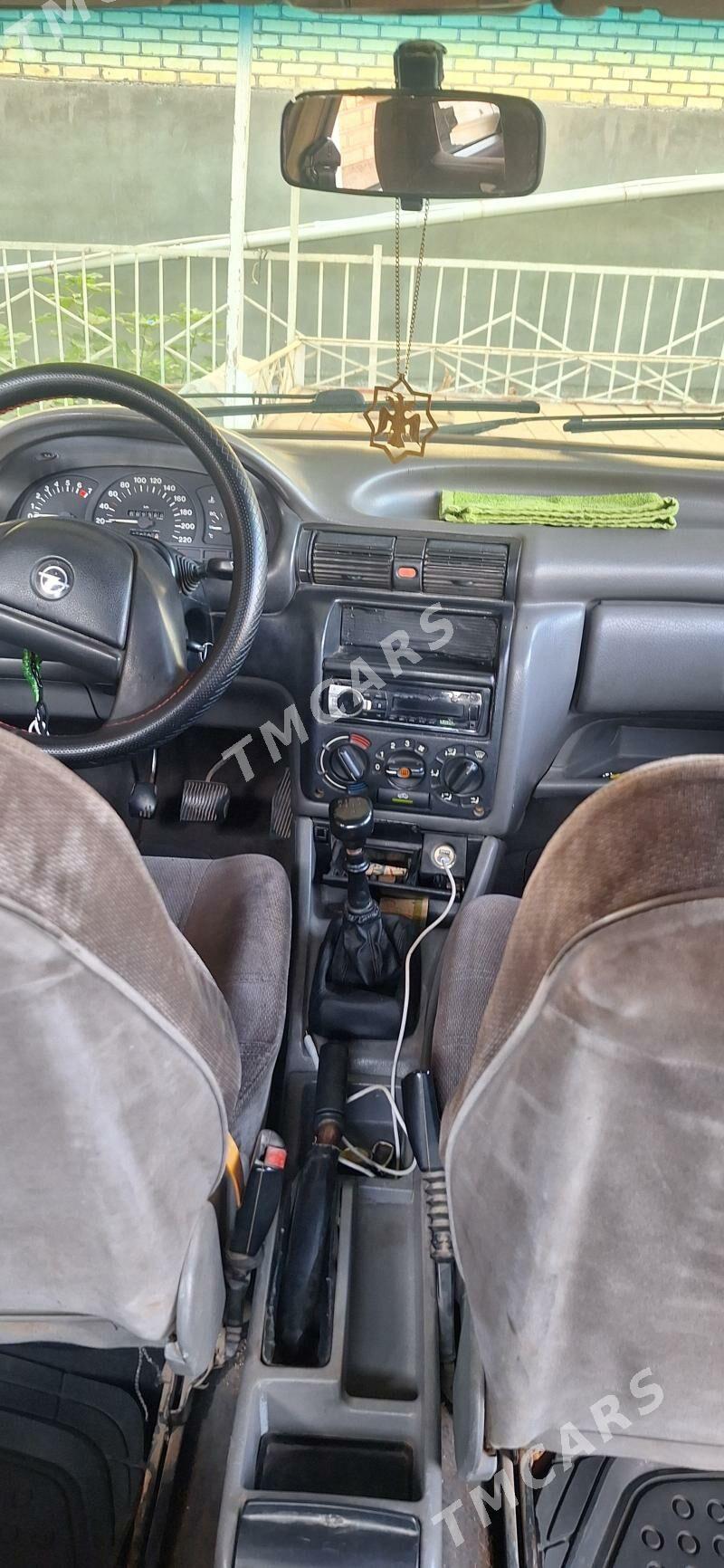 Opel Astra 1992 - 32 000 TMT - Мары - img 2