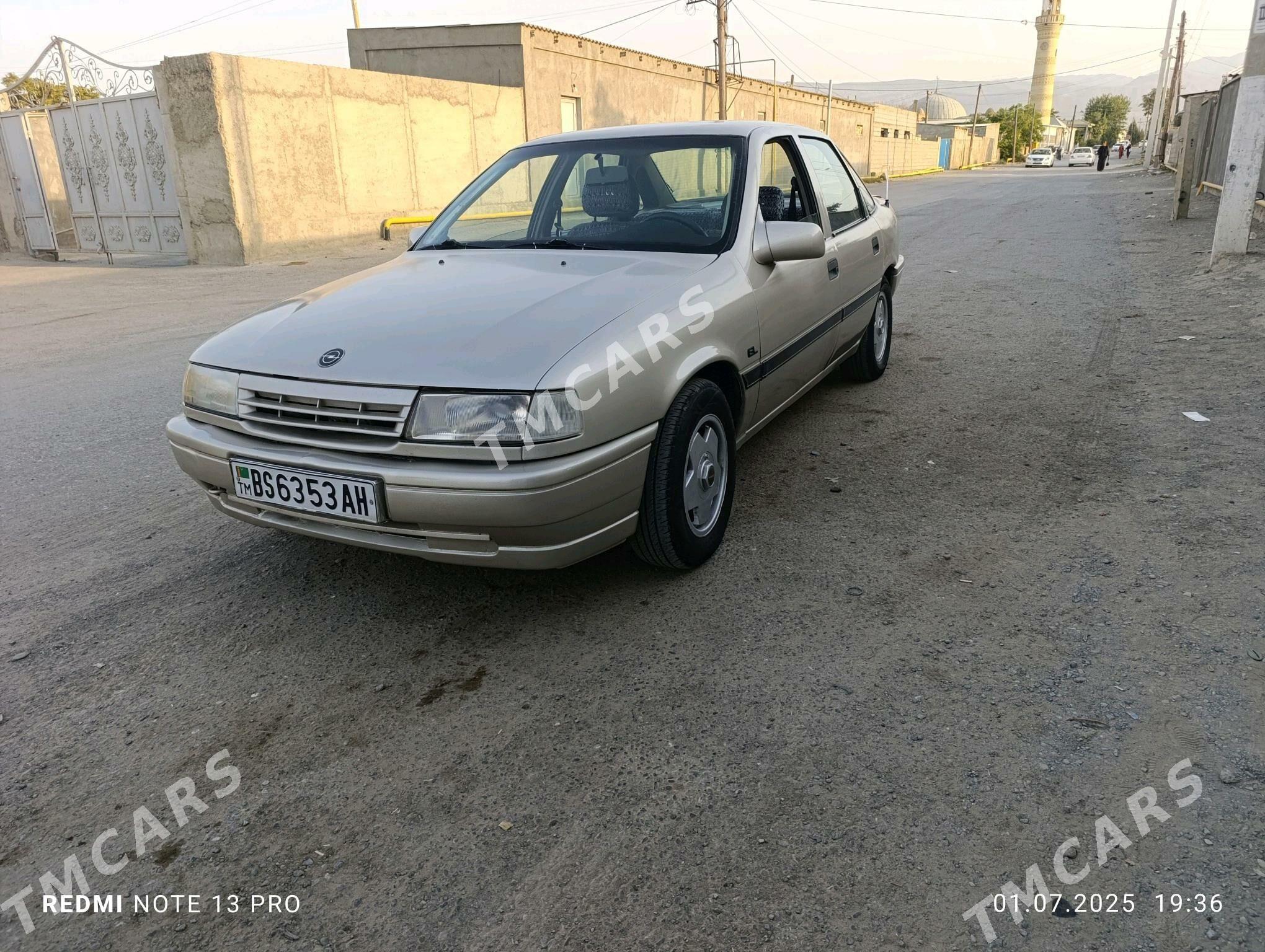 Opel Vectra 1990 - 41 000 TMT - Бахарден - img 3