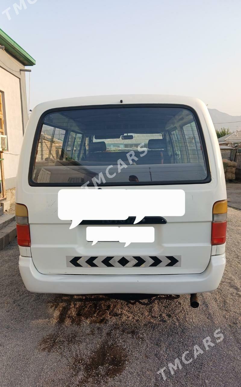 Toyota Hiace 2003 - 126 000 TMT - Gökdepe - img 3
