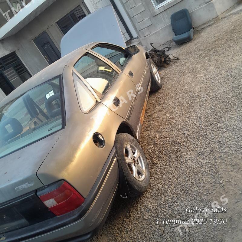 Opel Vectra 1991 - 15 000 TMT - Mary - img 3
