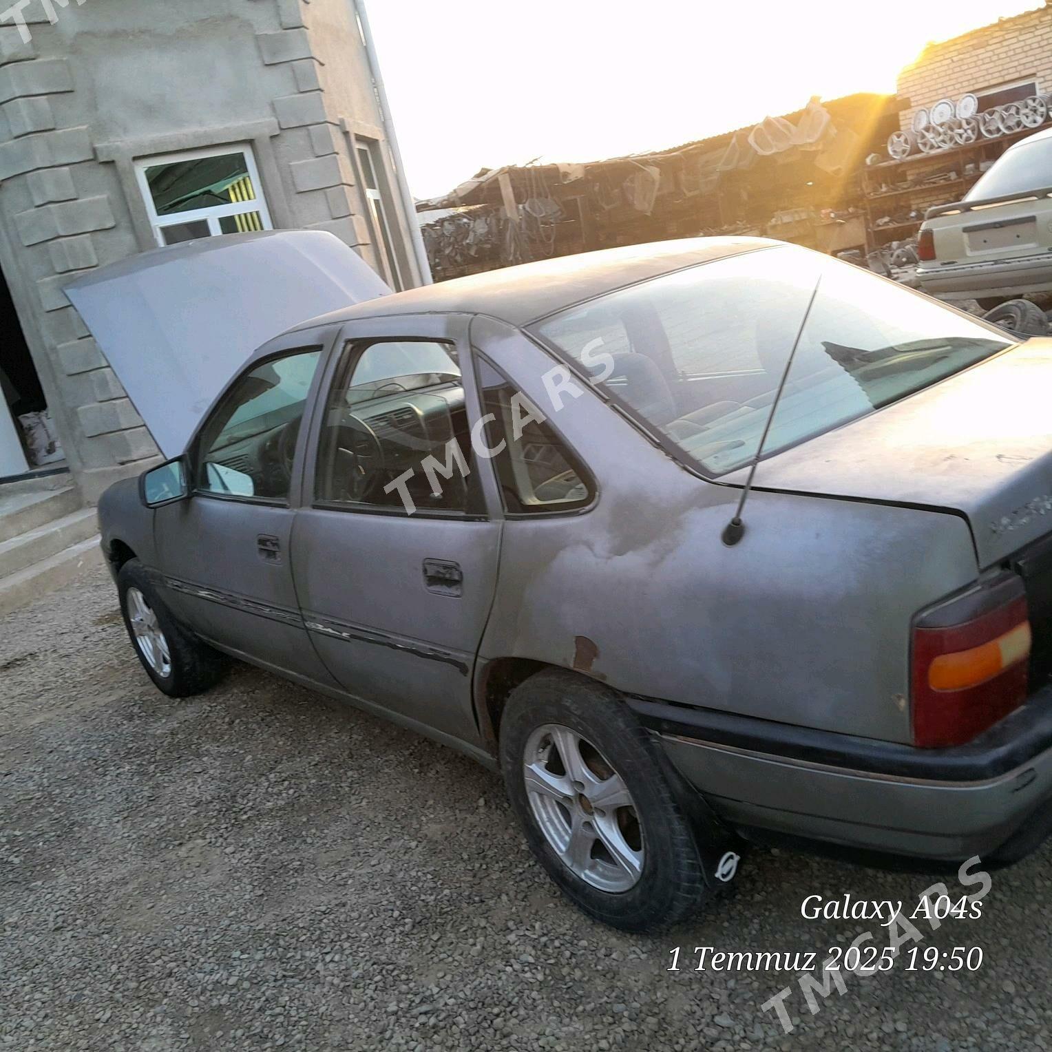 Opel Vectra 1991 - 15 000 TMT - Mary - img 4
