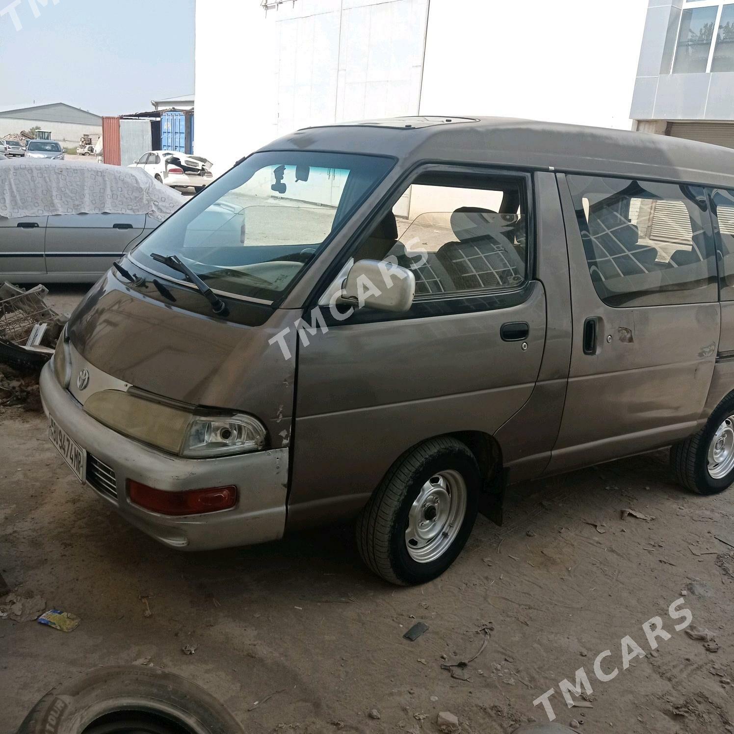 Toyota Town Ace 1993 - 32 000 TMT - Mary - img 2