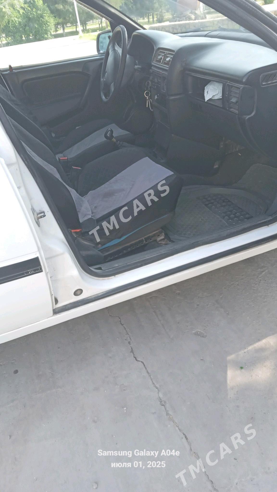 Opel Vectra 1993 - 45 000 TMT - Farap - img 2