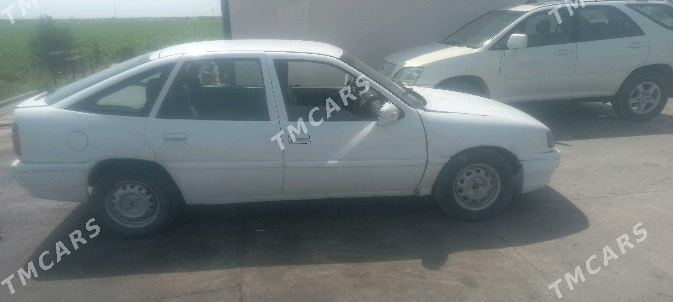 Opel Vectra 1995 - 18 000 TMT - Dänew - img 2