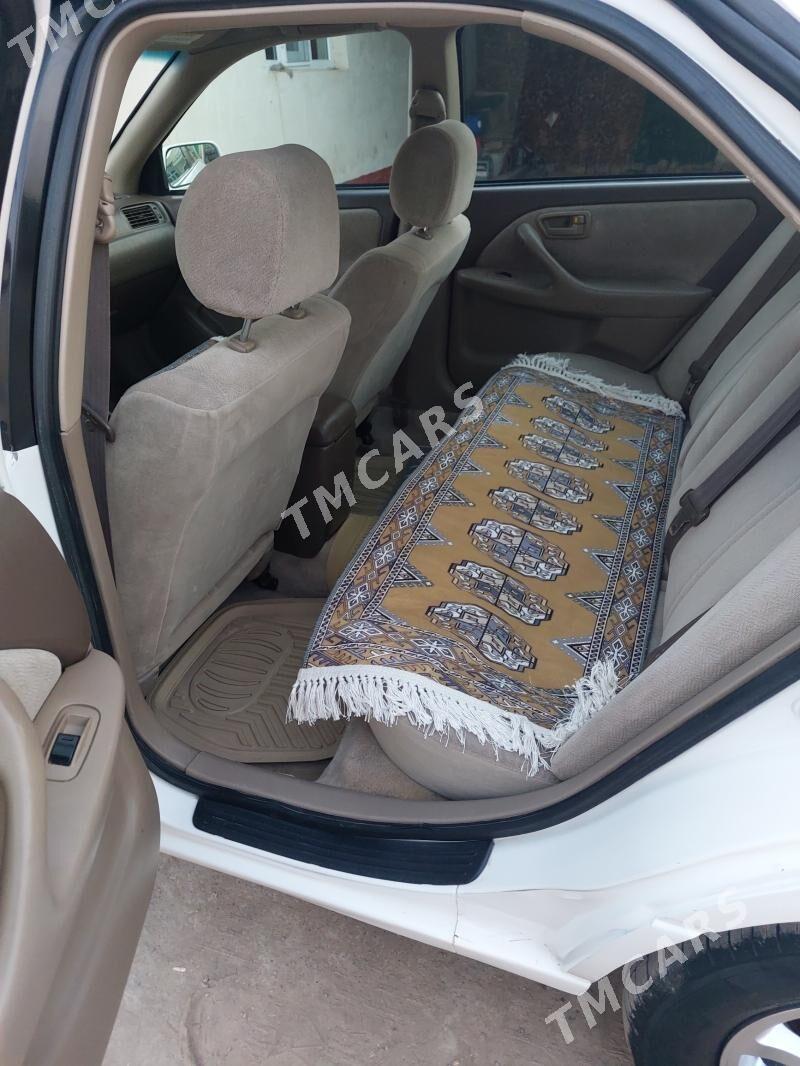 Toyota Camry 2000 - 150 000 TMT - Köneürgenç - img 2