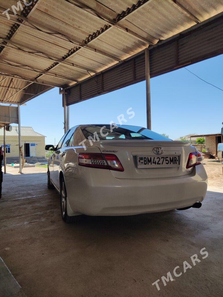 Toyota Camry 2010 - 170 000 TMT - Мургап - img 3