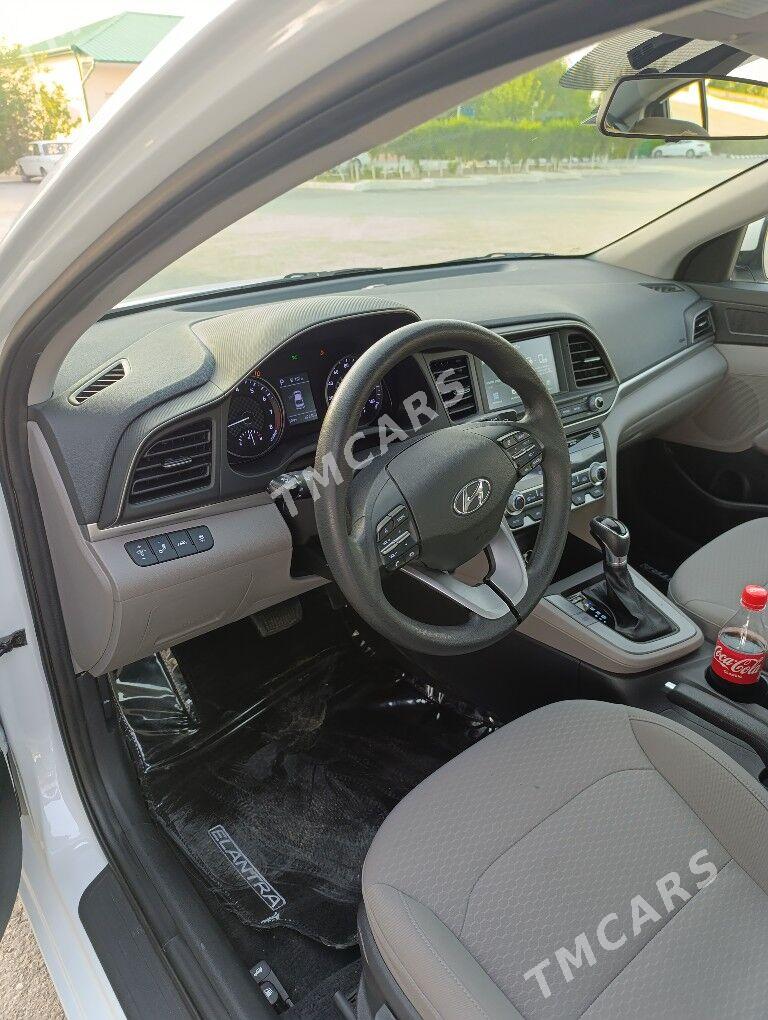 Hyundai Elantra 2020 - 230 000 TMT - Бузмеин - img 6