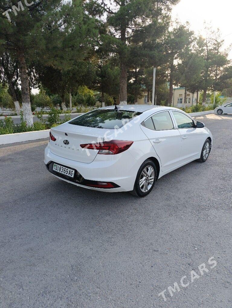 Hyundai Elantra 2020 - 230 000 TMT - Бузмеин - img 4