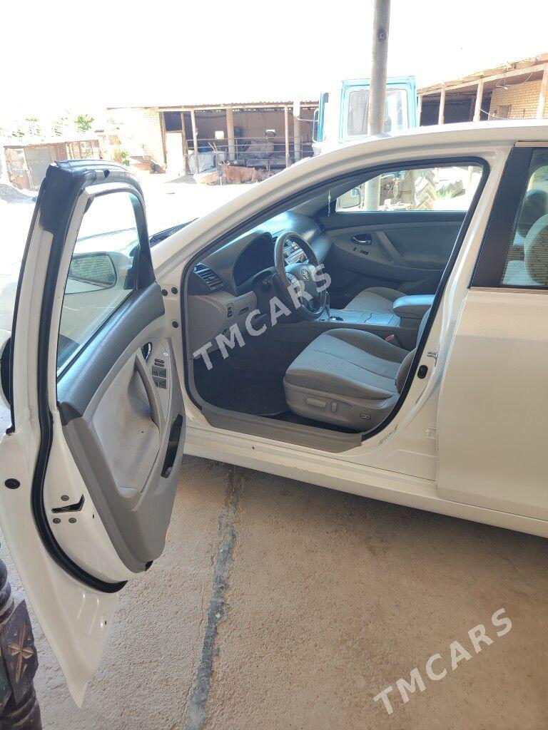Toyota Camry 2010 - 170 000 TMT - Мургап - img 7