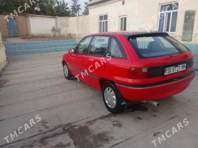 Opel Astra 1993 - 28 000 TMT - Туркменгала - img 2