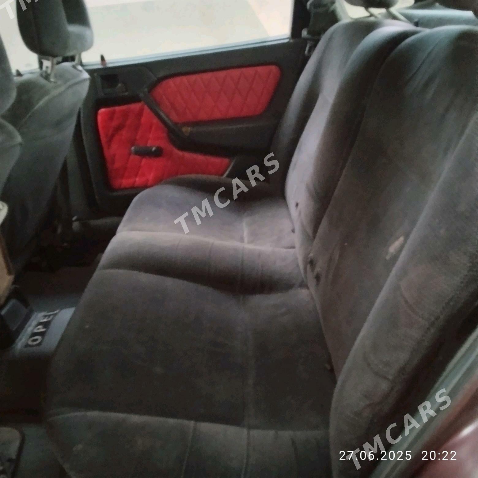 Opel Vectra 1992 - 29 000 TMT - Махтумкули - img 3