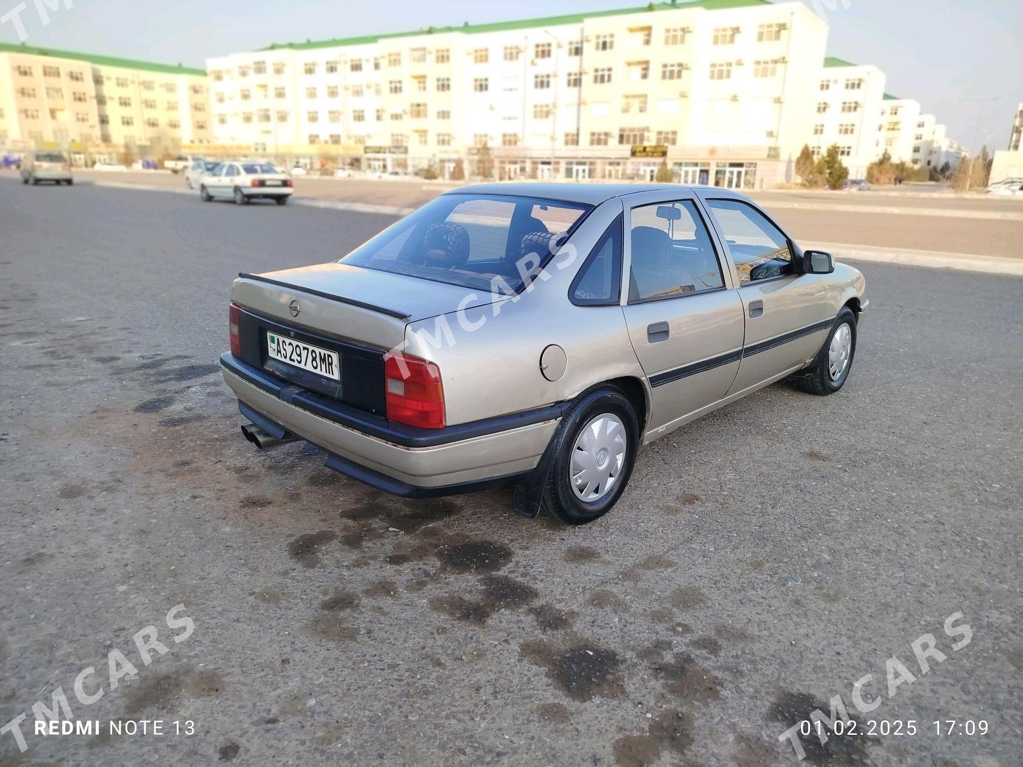 Opel Vectra 1990 - 30 000 TMT - Mary - img 4