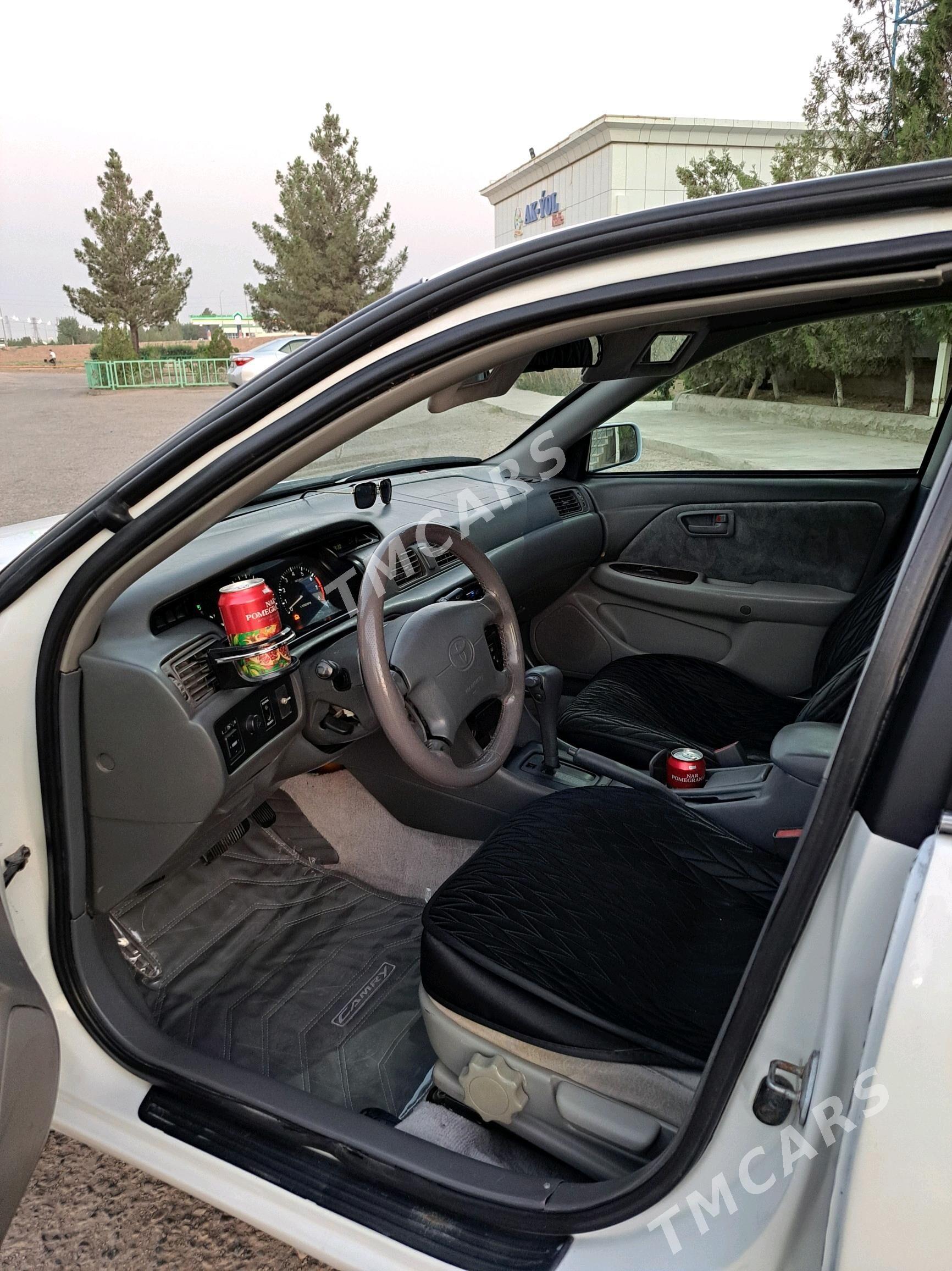 Toyota Camry 2000 - 113 000 TMT - Tejen - img 5