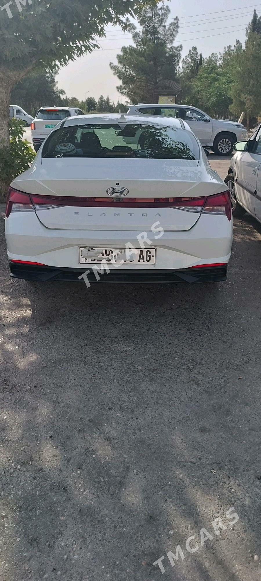 Hyundai Elantra 2023 - 250 000 TMT - Ашхабад - img 2