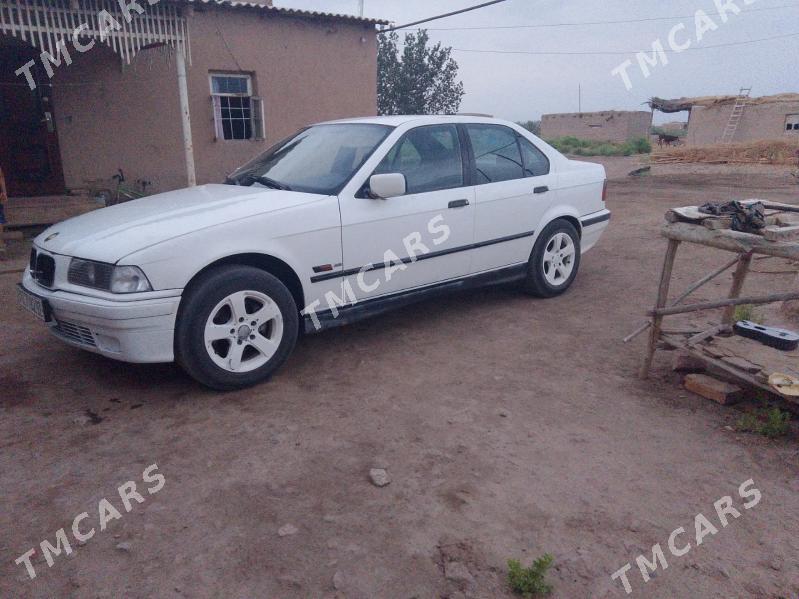 BMW 325 2000 - 40 000 TMT - Губадаг - img 2
