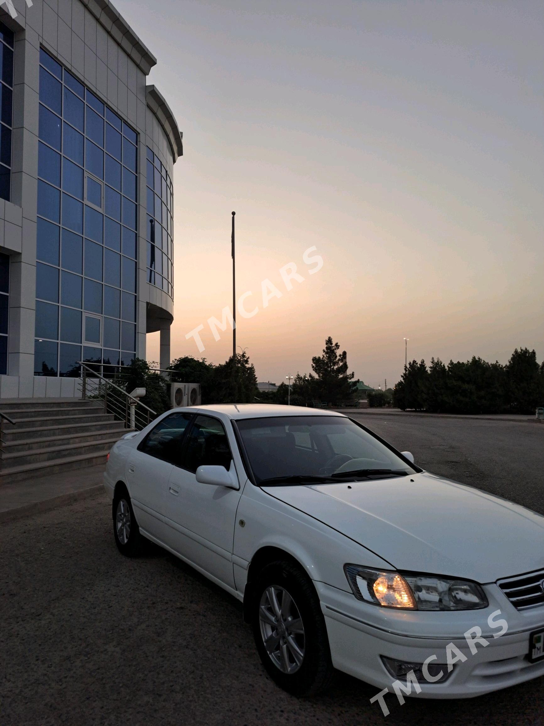 Toyota Camry 2000 - 113 000 TMT - Tejen - img 8