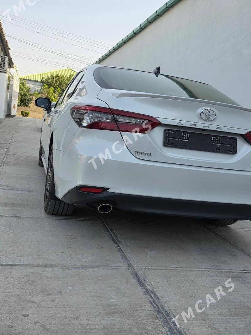 Toyota Camry 2022 - 650 000 TMT - Ашхабад - img 4