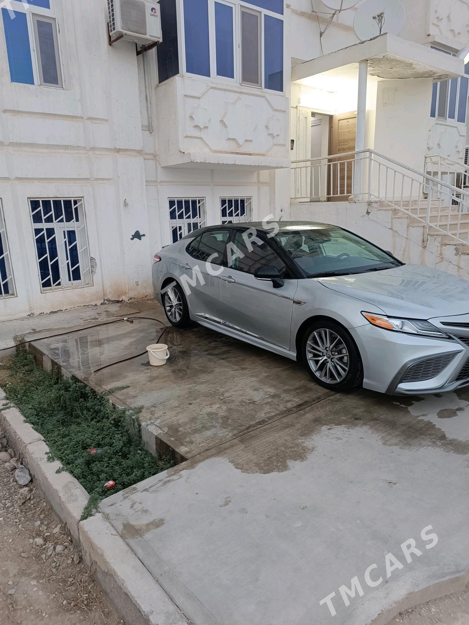 Toyota Camry 2020 - 305 000 TMT - Балканабат - img 3