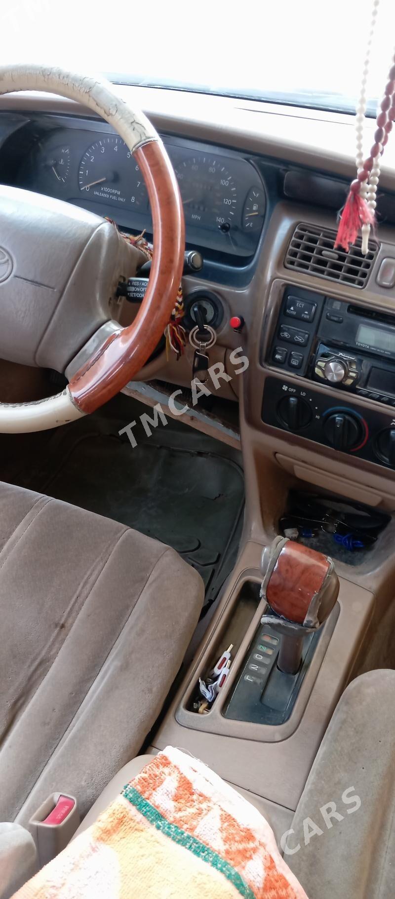 Toyota Avalon 1995 - 90 000 TMT - Мары - img 5