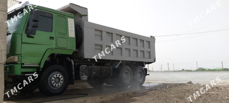 Howo Sinotruk 2010 - 270 000 TMT - Кака - img 3