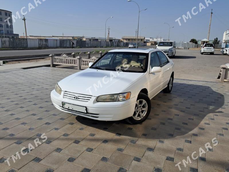 Toyota Camry 1998 - 120 000 TMT - Мары - img 4