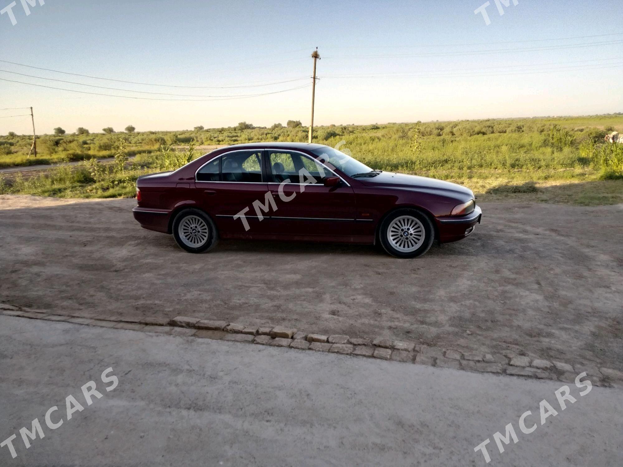 BMW 528 1997 - 105 000 TMT - Baýramaly - img 3