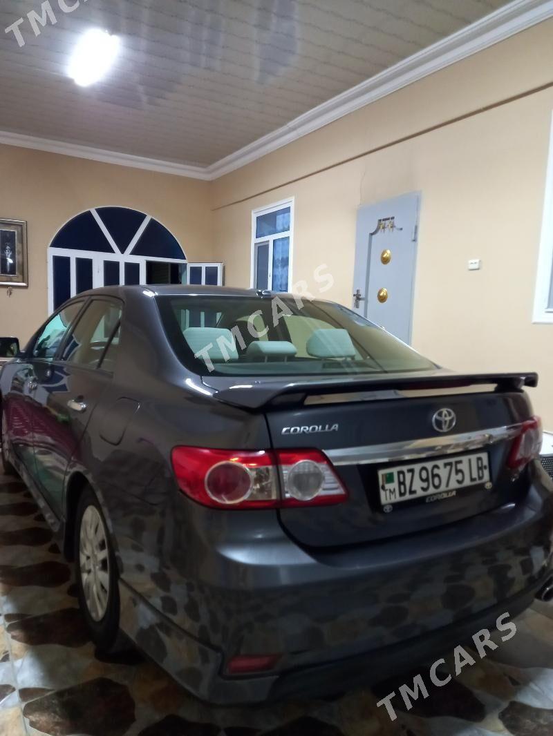 Toyota Corolla 2011 - 155 000 TMT - Туркменабат - img 2
