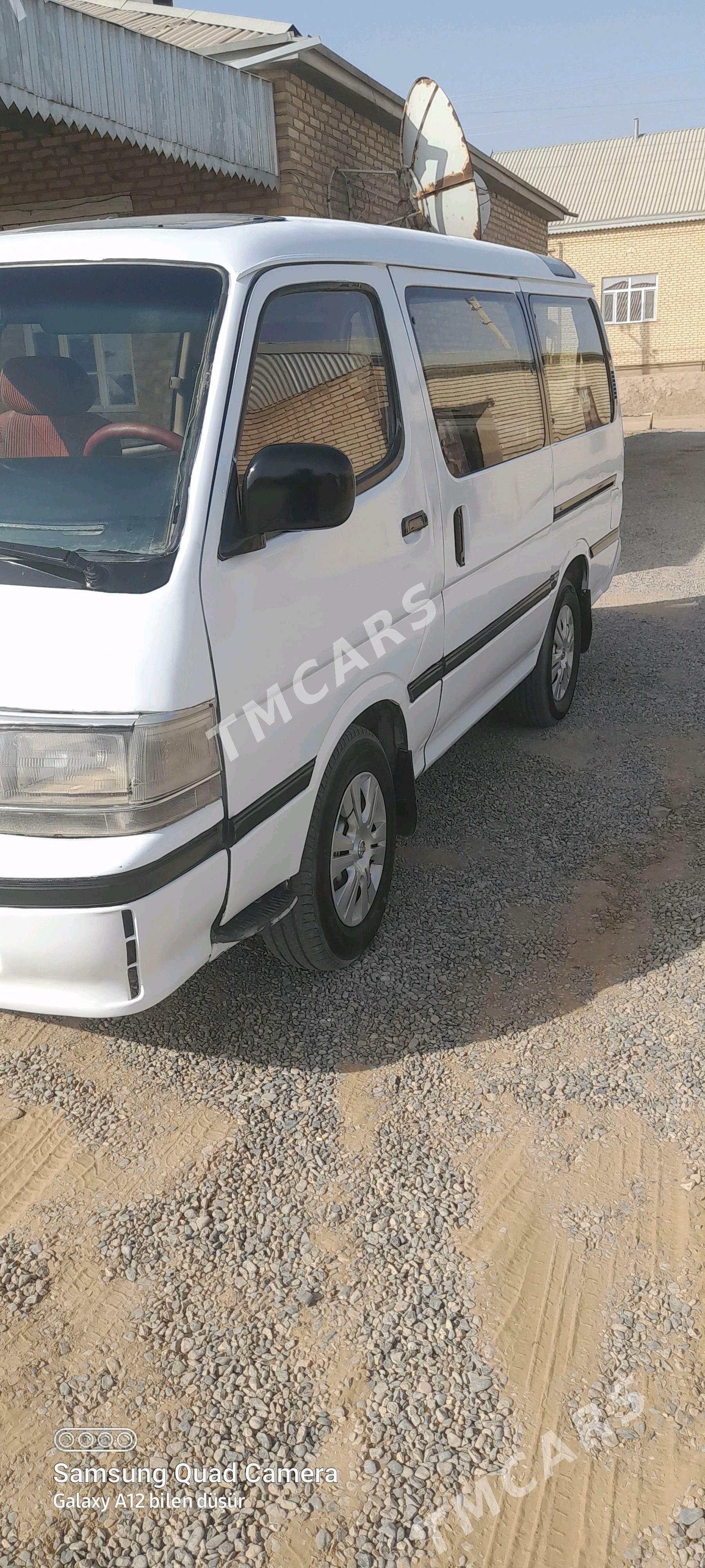 Toyota Hiace 1993 - 55 000 TMT - Mary - img 4