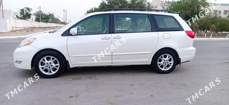 Toyota Sienna 2007 - 195 000 TMT - Balkanabat - img 8