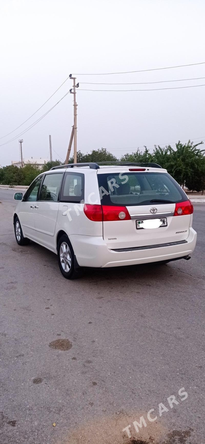 Toyota Sienna 2007 - 195 000 TMT - Balkanabat - img 7