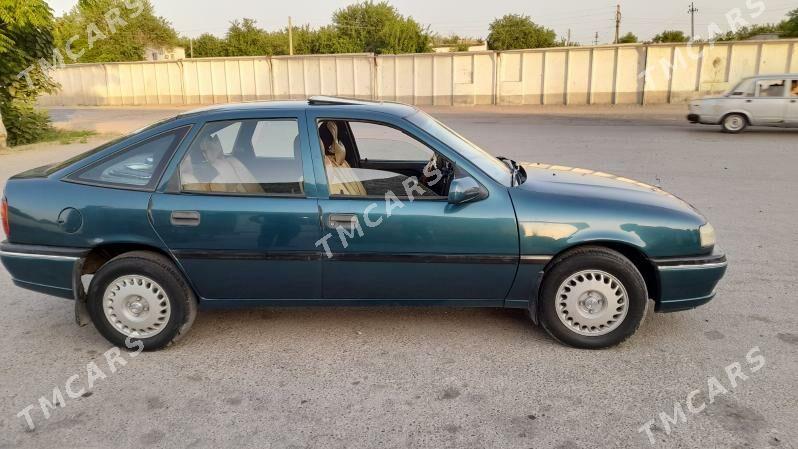 Opel Vectra 1994 - 50 000 TMT - Байрамали - img 3