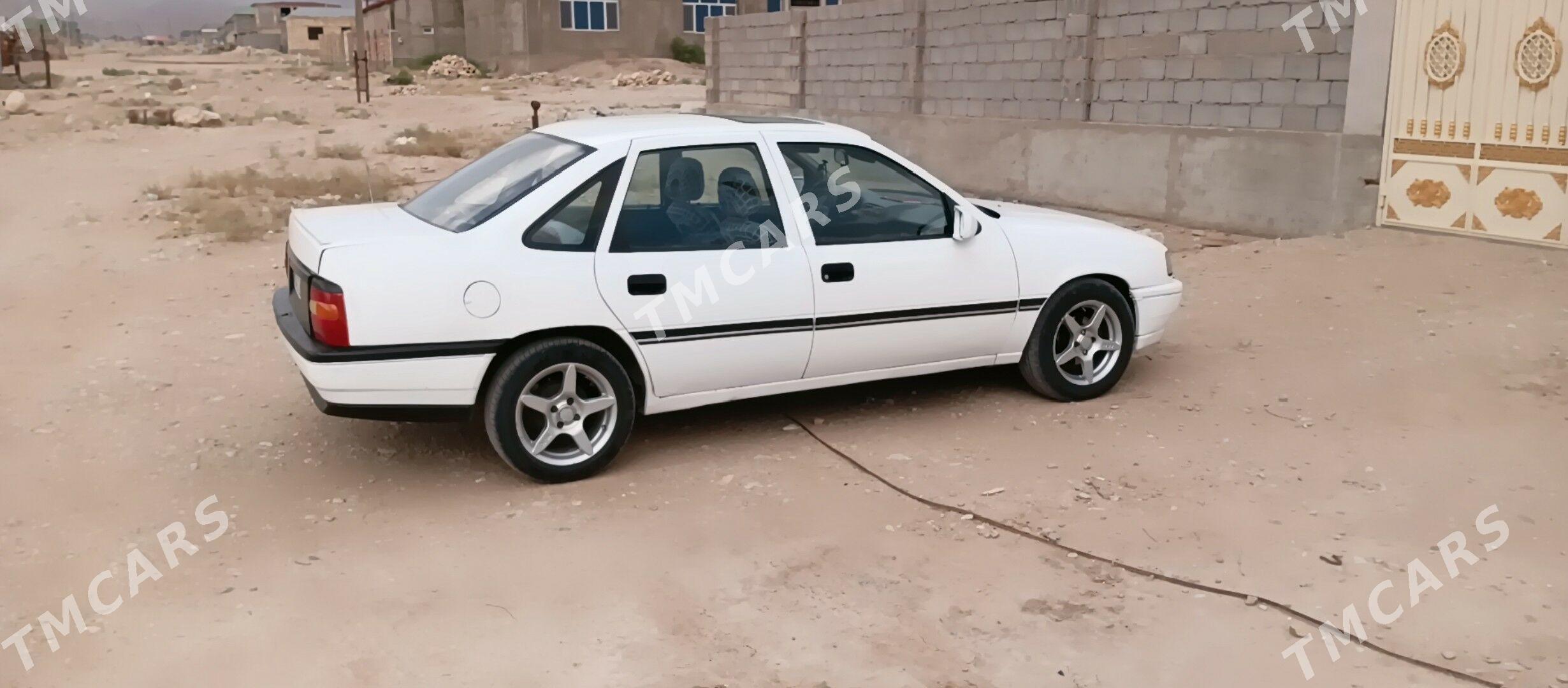 Opel Vectra 1992 - 39 000 TMT - Балканабат - img 3