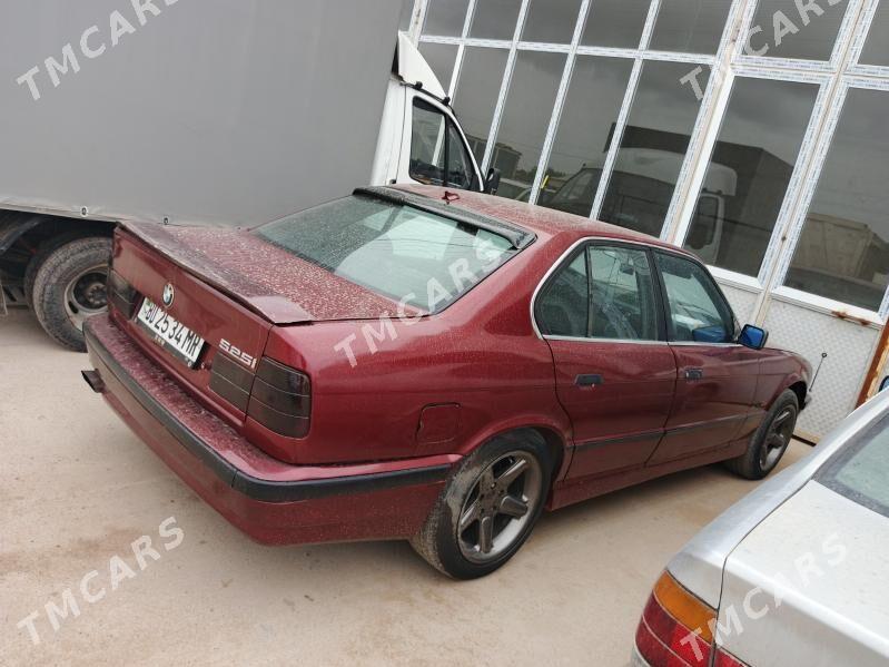 BMW 528 1992 - 46 000 TMT - Mary - img 2