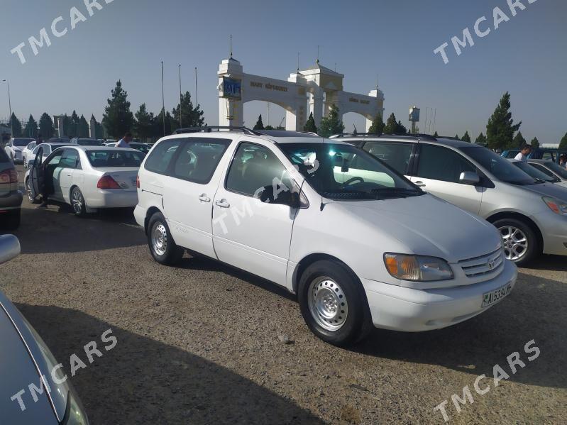 Toyota Sienna 1998 - 140 000 TMT - Байрамали - img 4