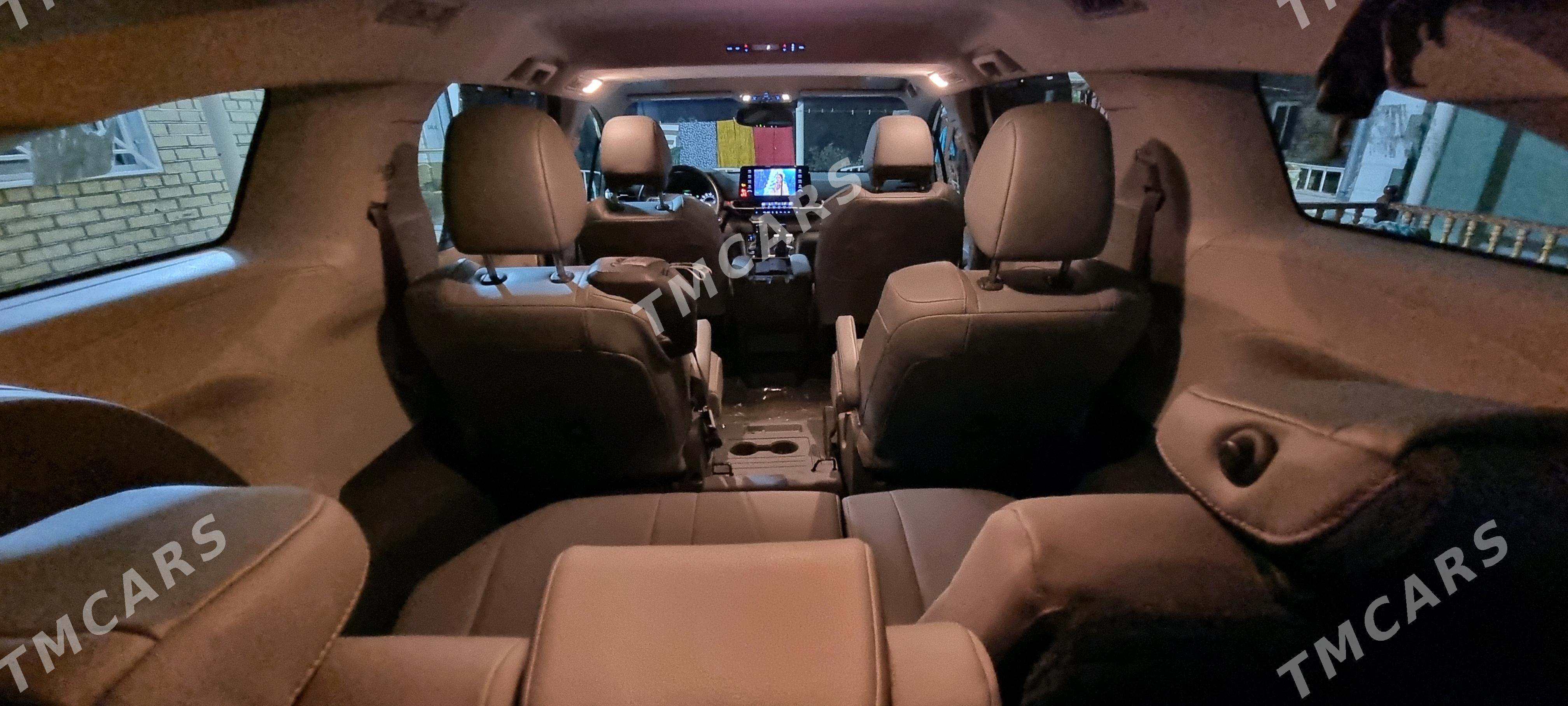 Toyota Sienna 2022 - 540 000 TMT - Сакарчага - img 5