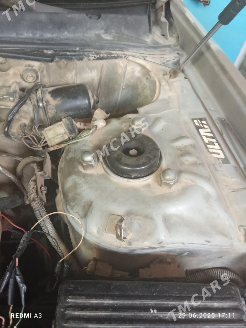 Nissan Maxima 1999 - 42 000 TMT - Мары - img 6