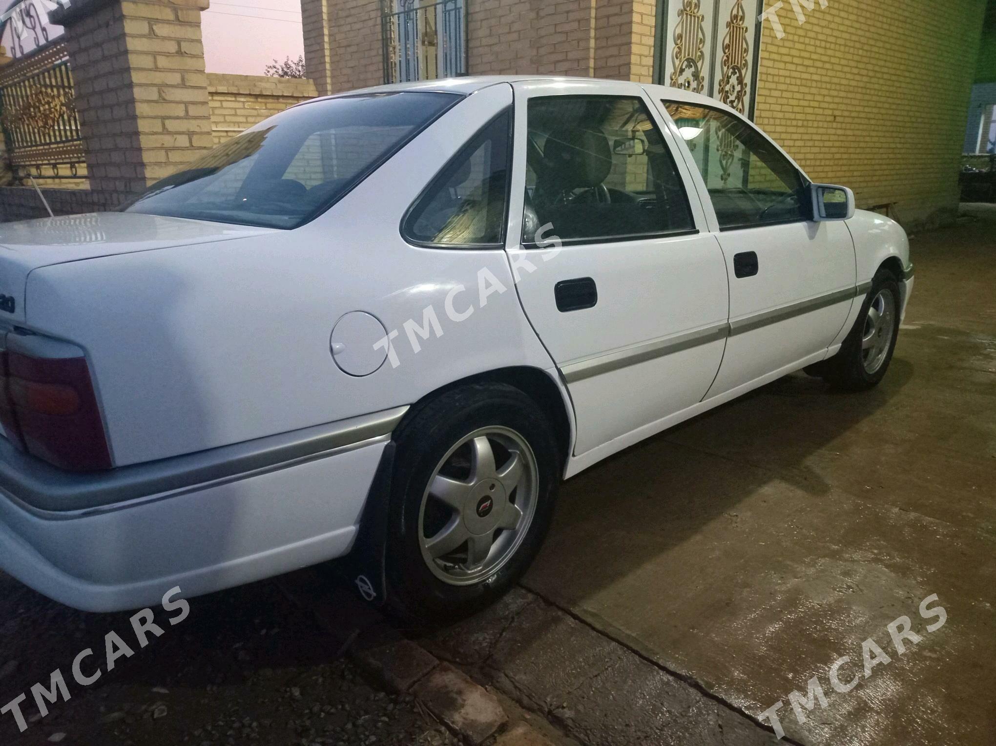 Opel Vectra 1994 - 35 000 TMT - Sakar - img 7