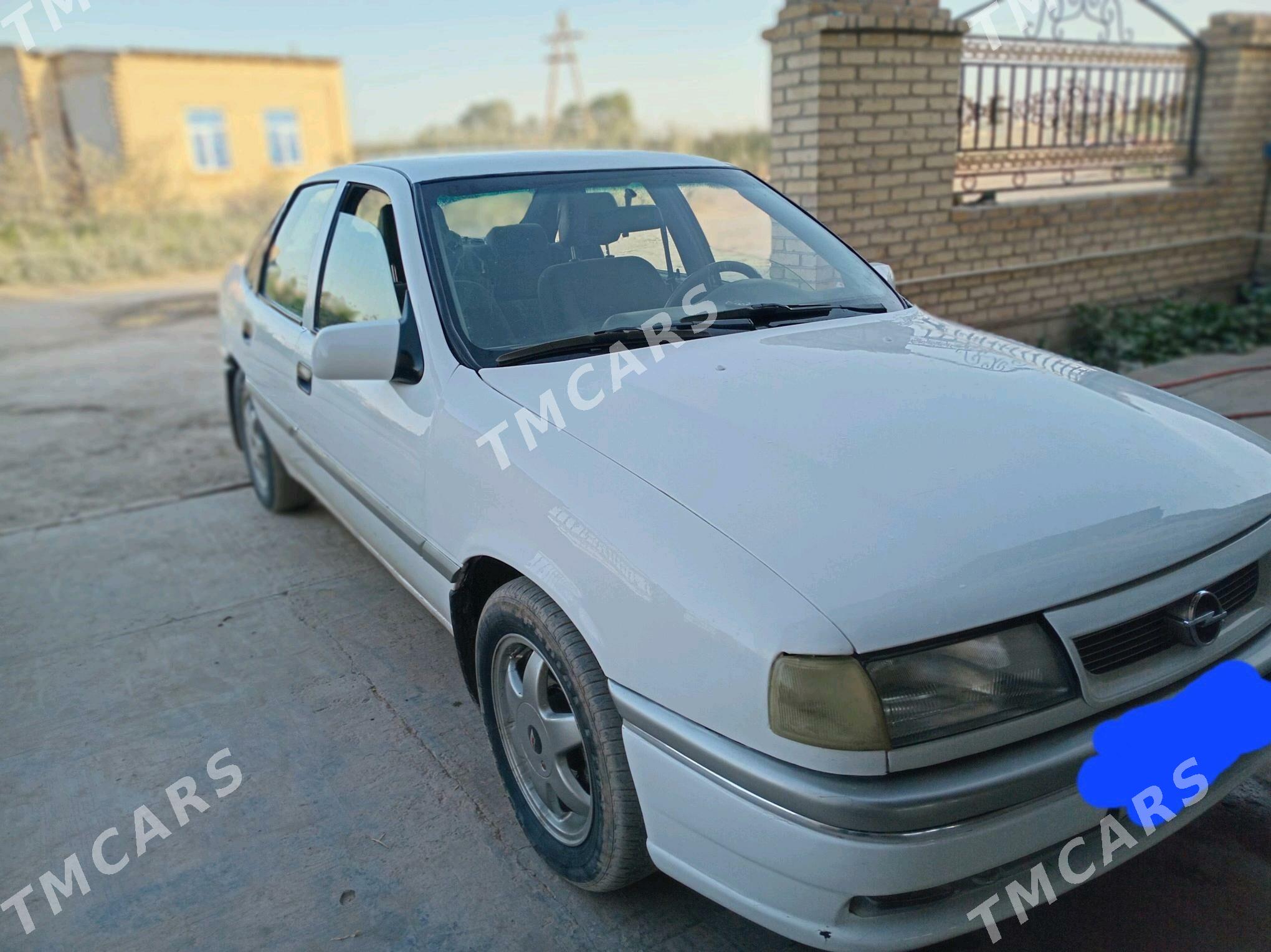 Opel Vectra 1994 - 35 000 TMT - Sakar - img 5