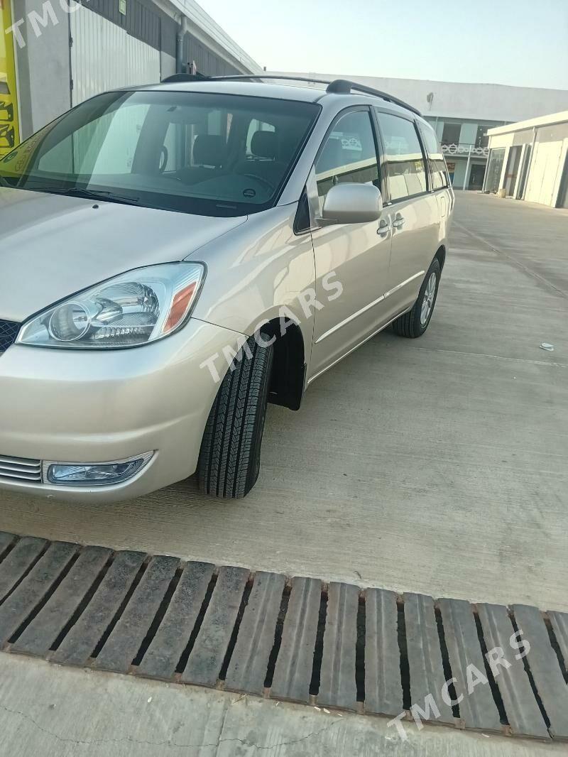 Toyota Sienna 2004 - 195 000 TMT - Мары - img 3
