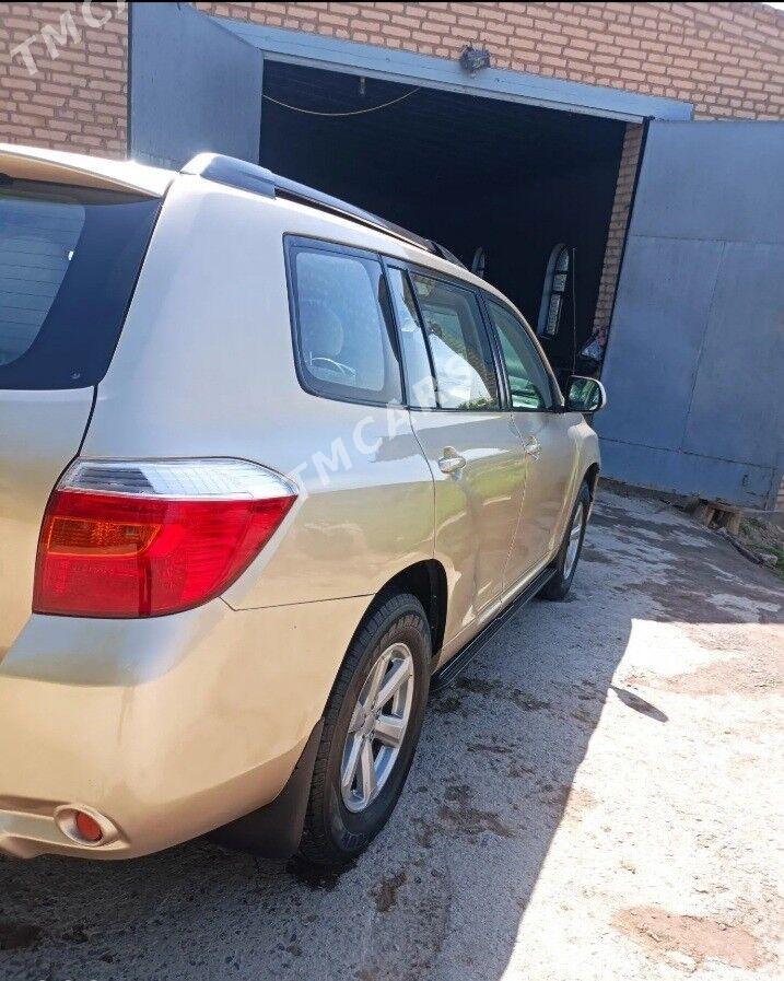 Toyota Highlander 2010 - 250 000 TMT - Türkmenabat - img 2