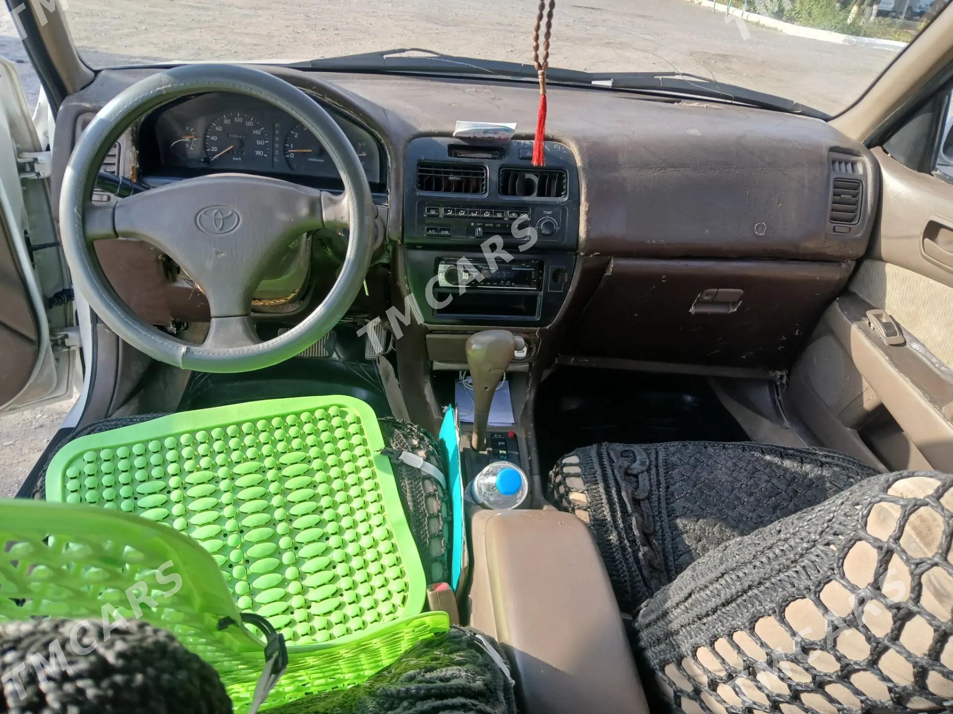 Toyota Camry 1995 - 45 000 TMT - Dänew - img 1