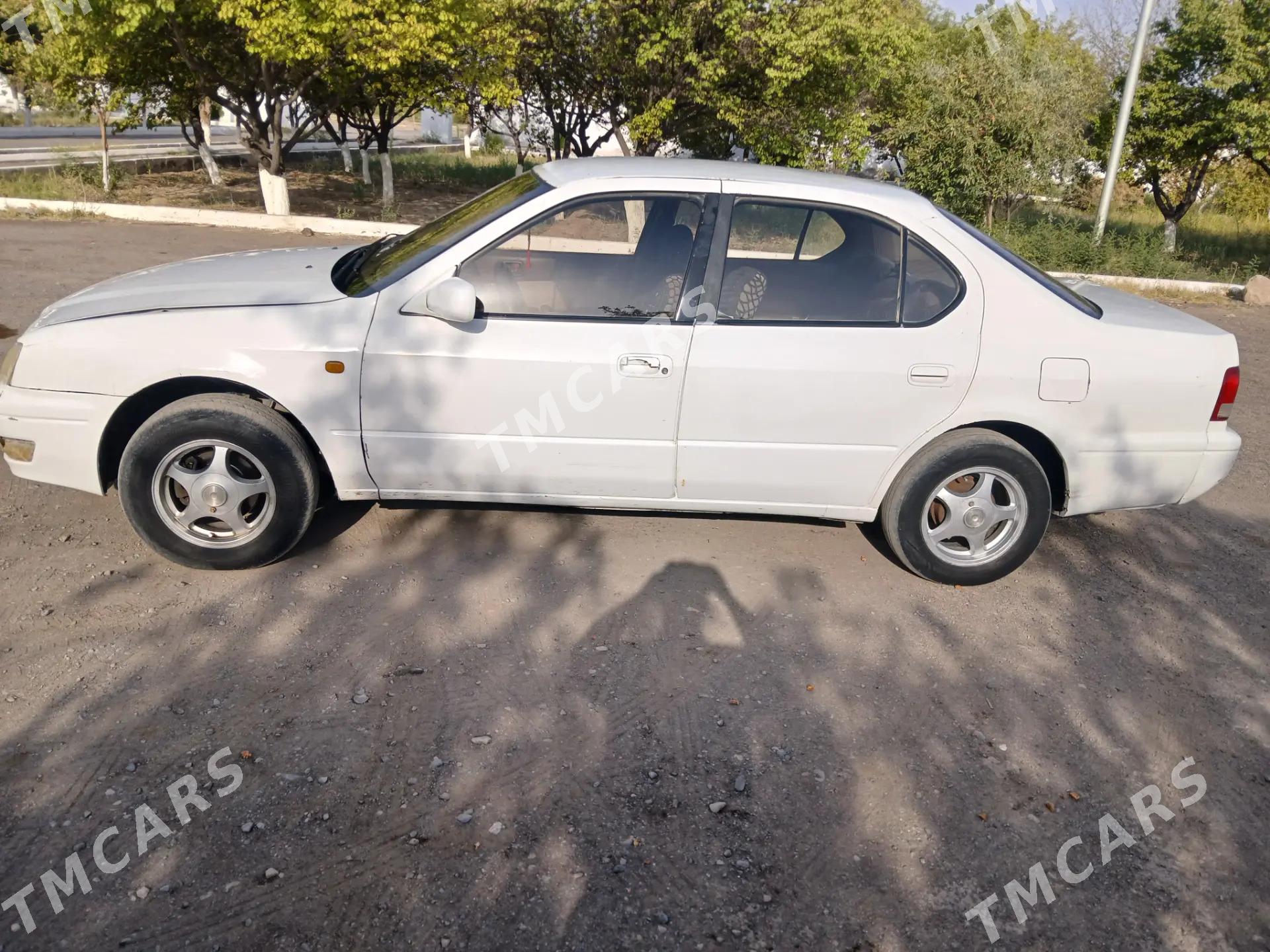 Toyota Camry 1995 - 45 000 TMT - Dänew - img 2