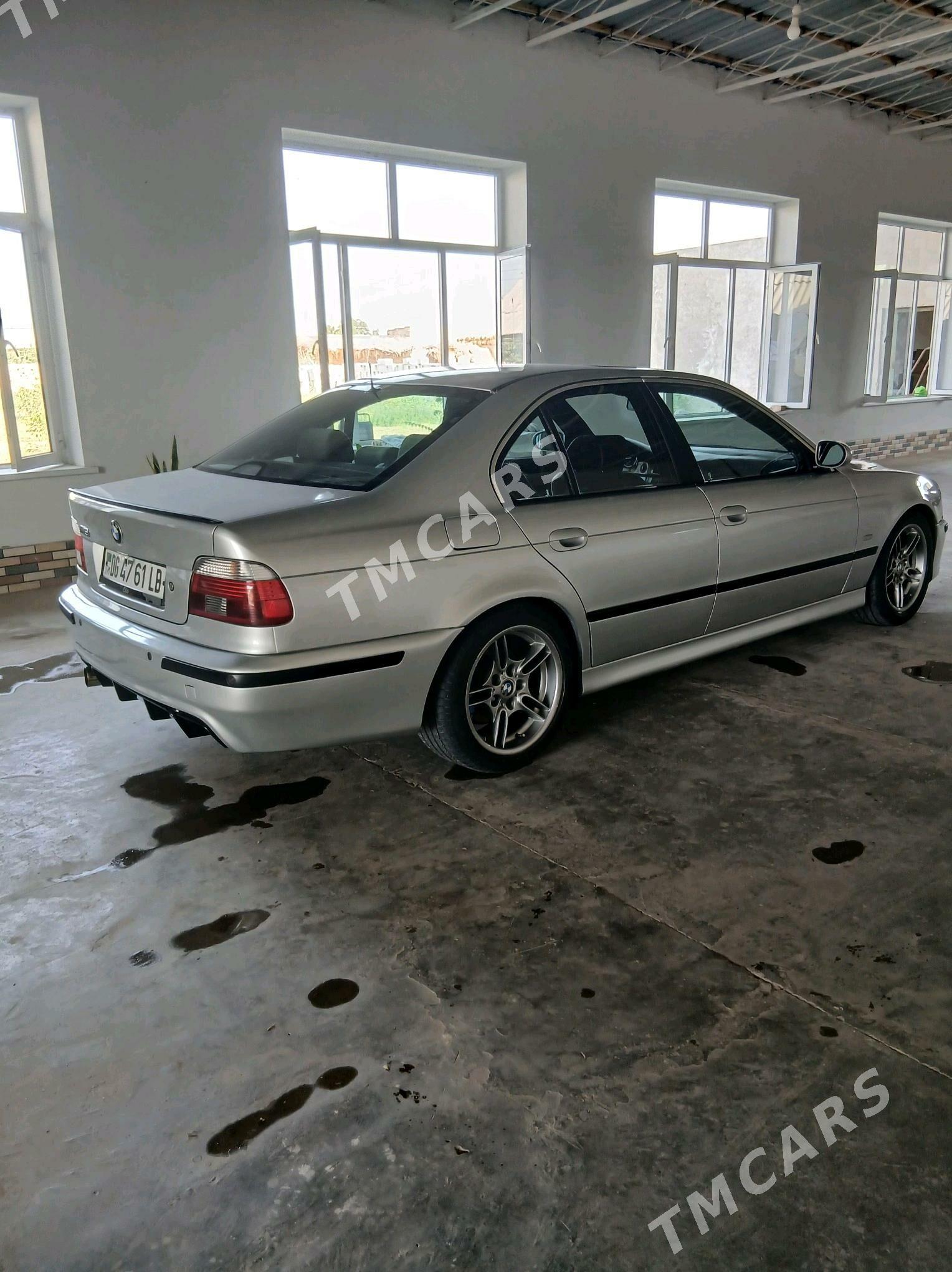 BMW E39 2002 - 140 000 TMT - Дянев - img 5