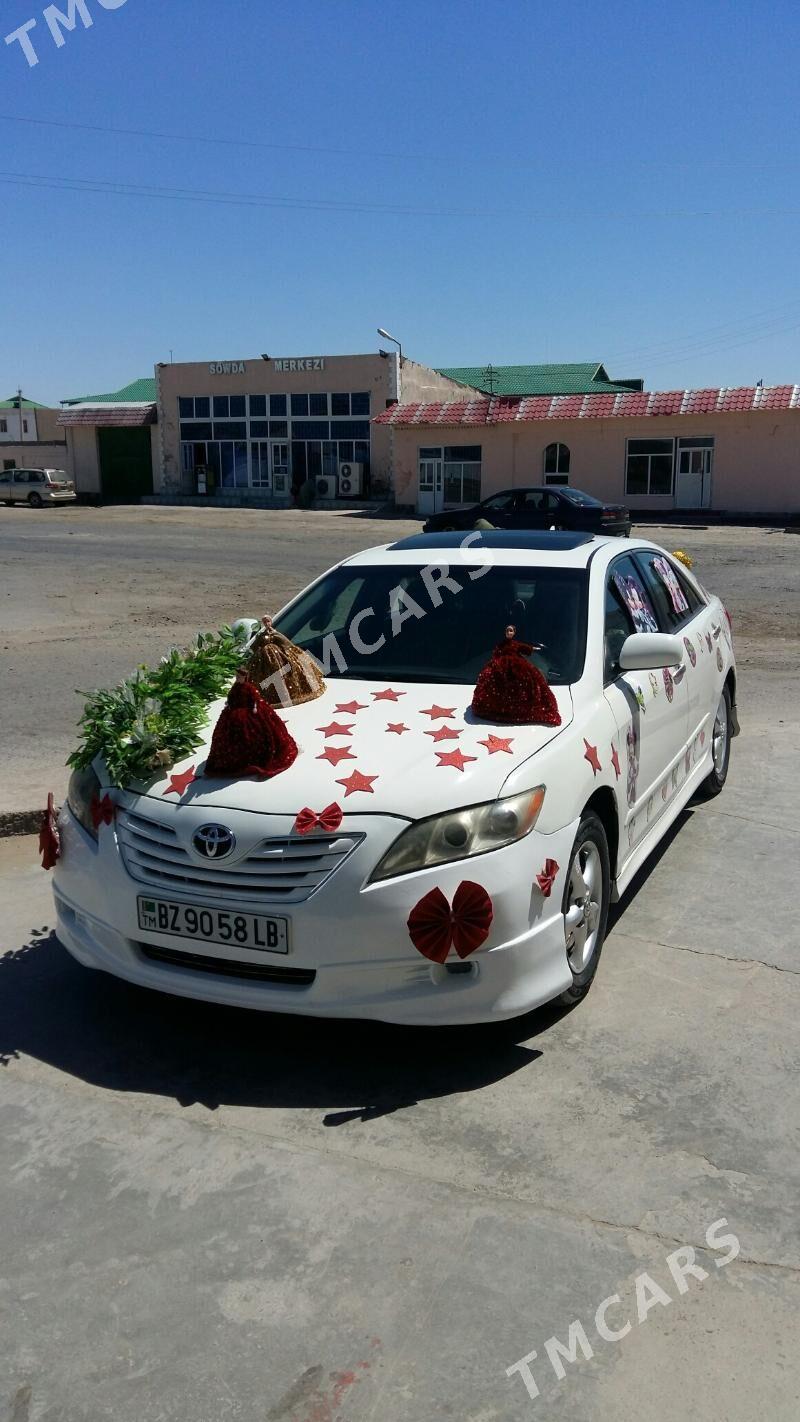 Toyota Camry 2007 - 150 000 TMT - Дянев - img 4