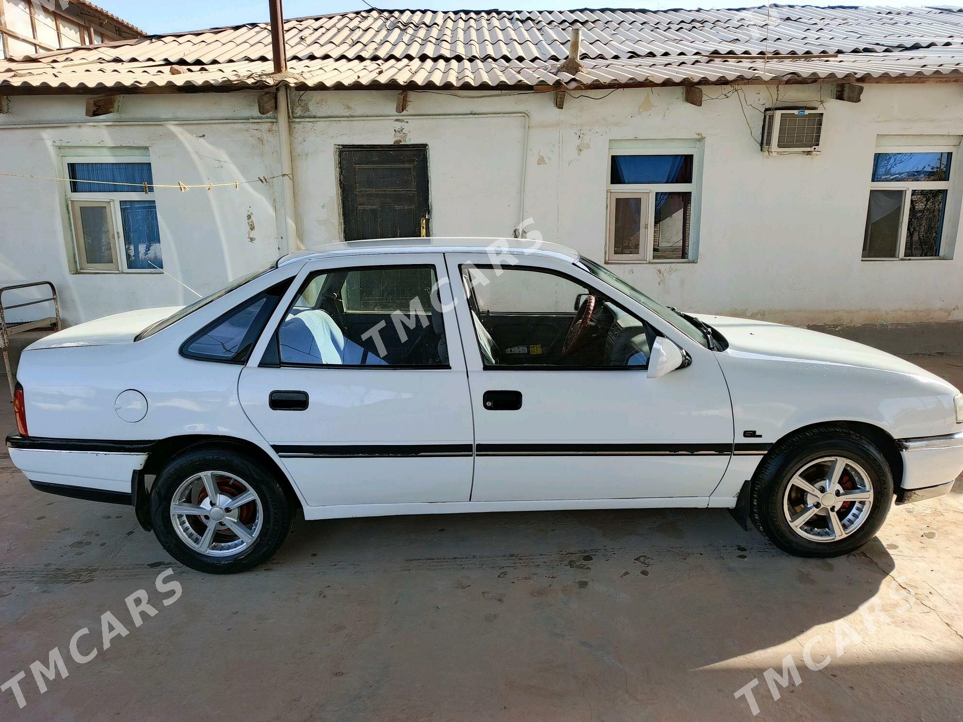 Opel Astra 1992 - 26 000 TMT - Теджен - img 2