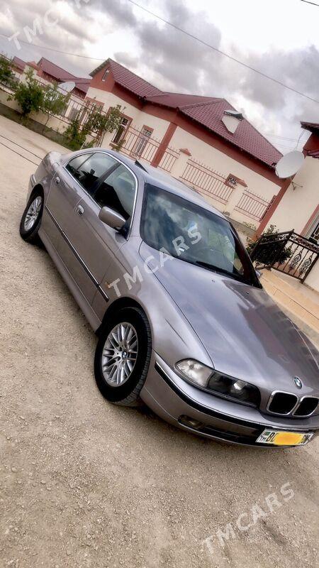 BMW E39 2000 - 110 000 TMT - Balkanabat - img 5