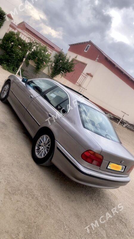 BMW E39 2000 - 110 000 TMT - Balkanabat - img 2